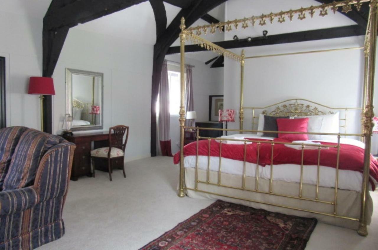 The Old Vicarage Hotel & Restaurant บริดจ์วอเตอร์ ภายนอก รูปภาพ The bedroom