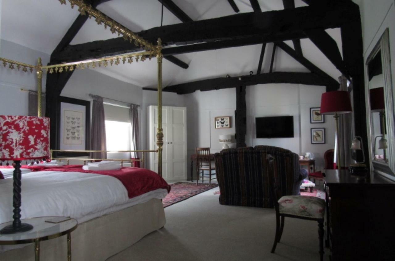 The Old Vicarage Hotel & Restaurant บริดจ์วอเตอร์ ภายนอก รูปภาพ The interior of the hotel